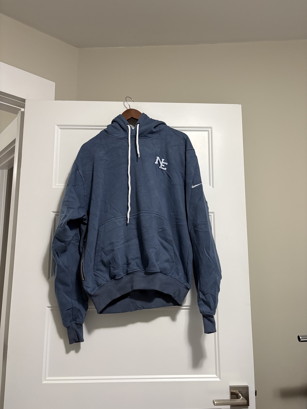Nike New England Patriots Rivalry  Dry Fir Sz Large